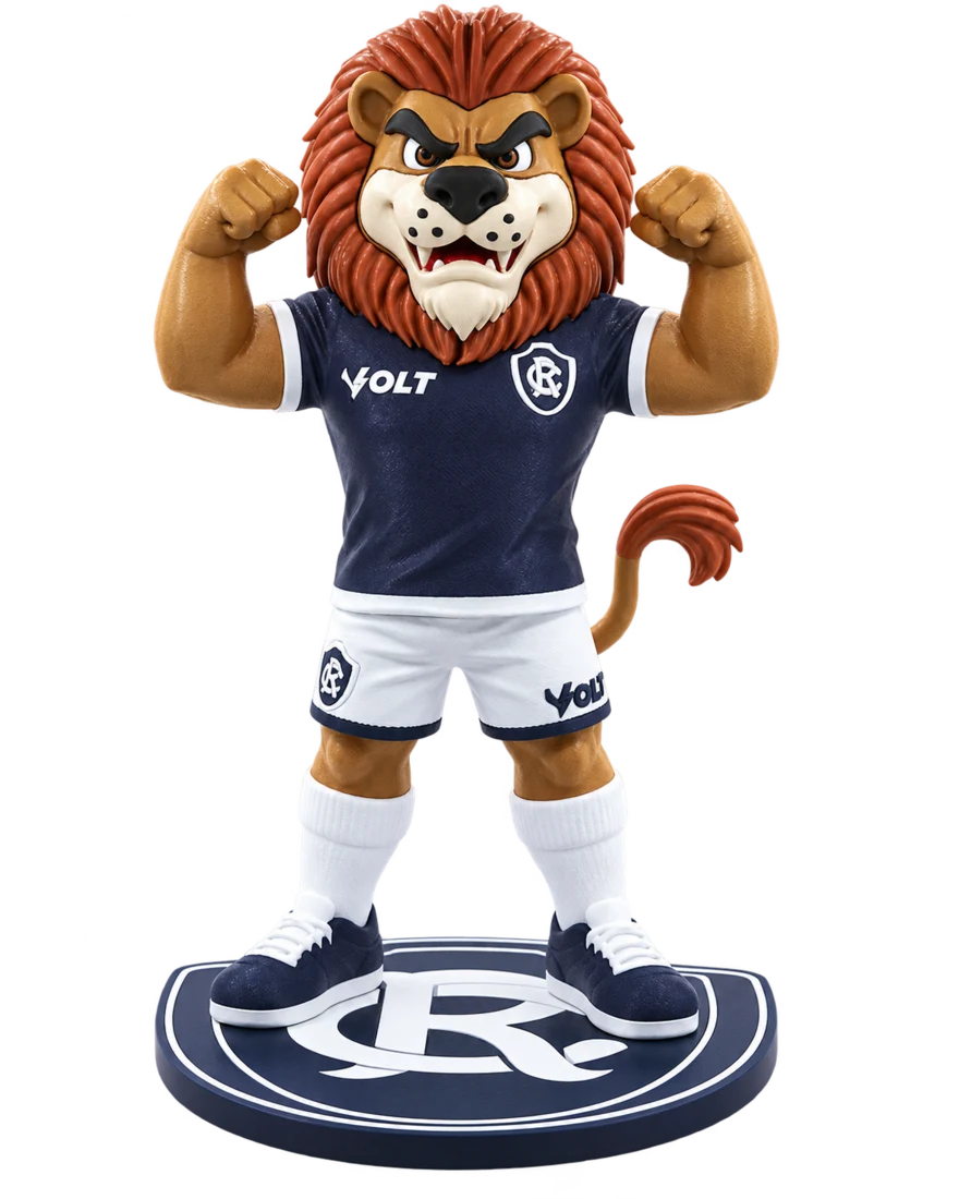 Malino com uniforme do Remo, de frente e com o escudo sob os pés